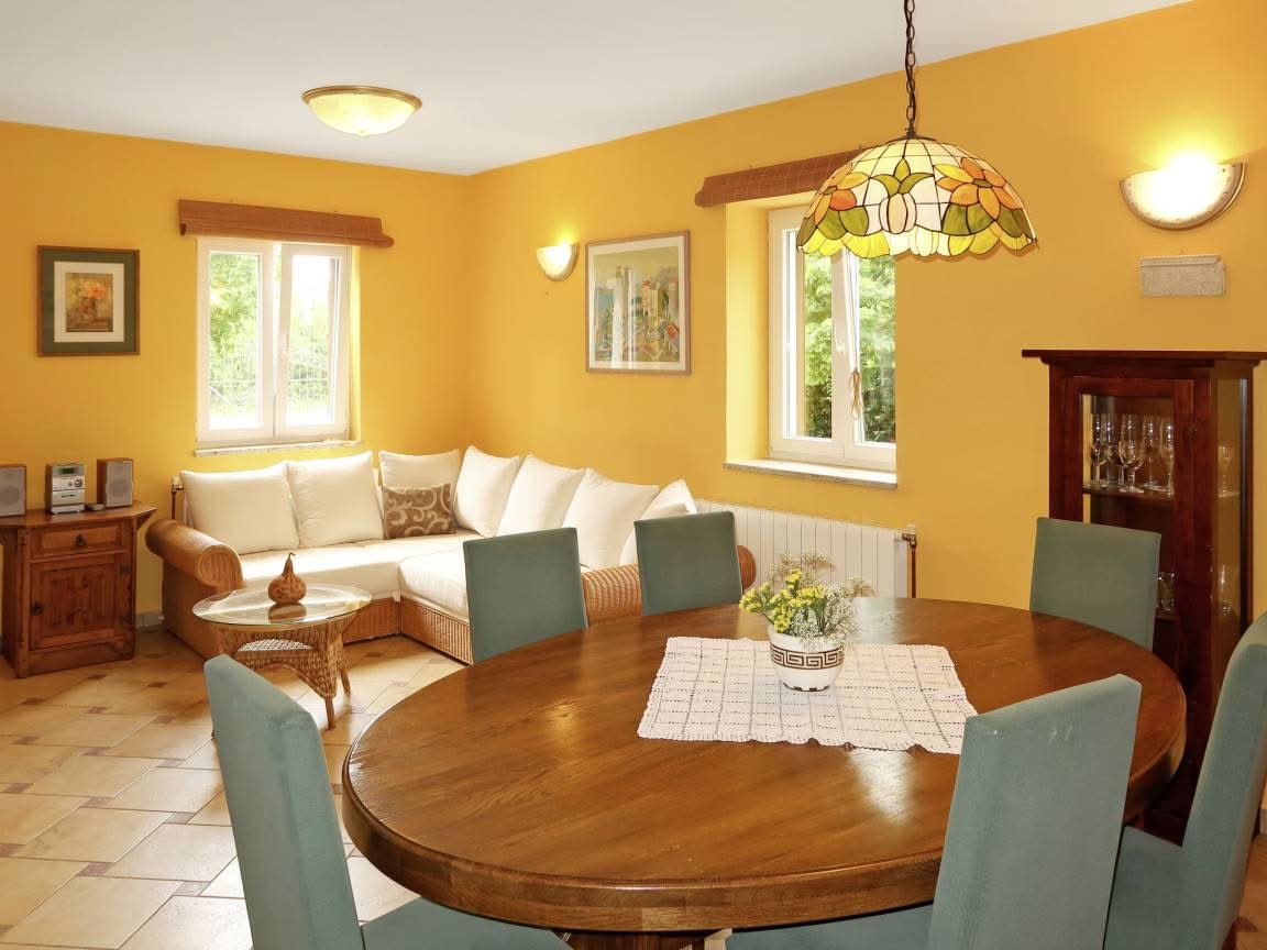 75 m² Ferienhaus ∙ 4 Gäste ∙ 2 Schlafzimmer 51250, Povile, Kroatien