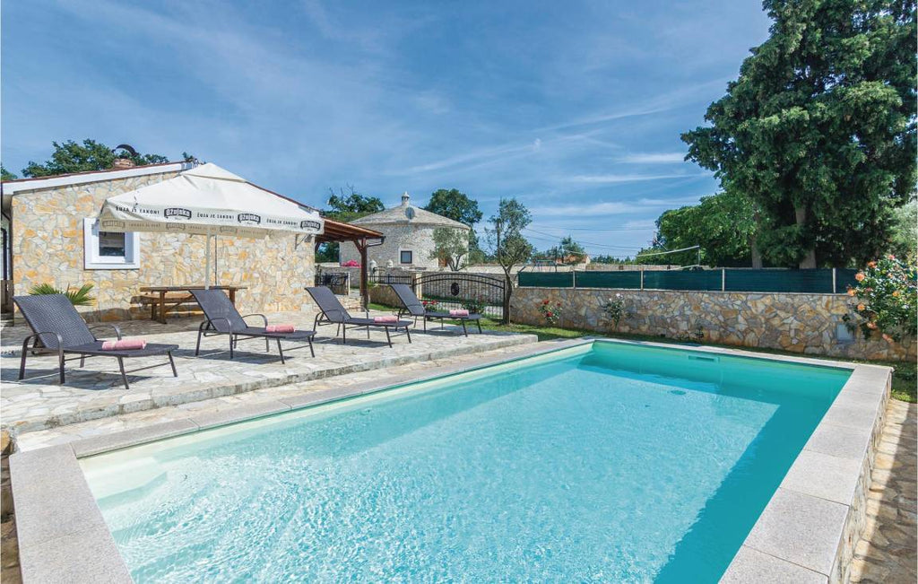 Wunderschönes Ferienhaus mit Terrasse, privatem Pool und Grill | Hunde erlaubt