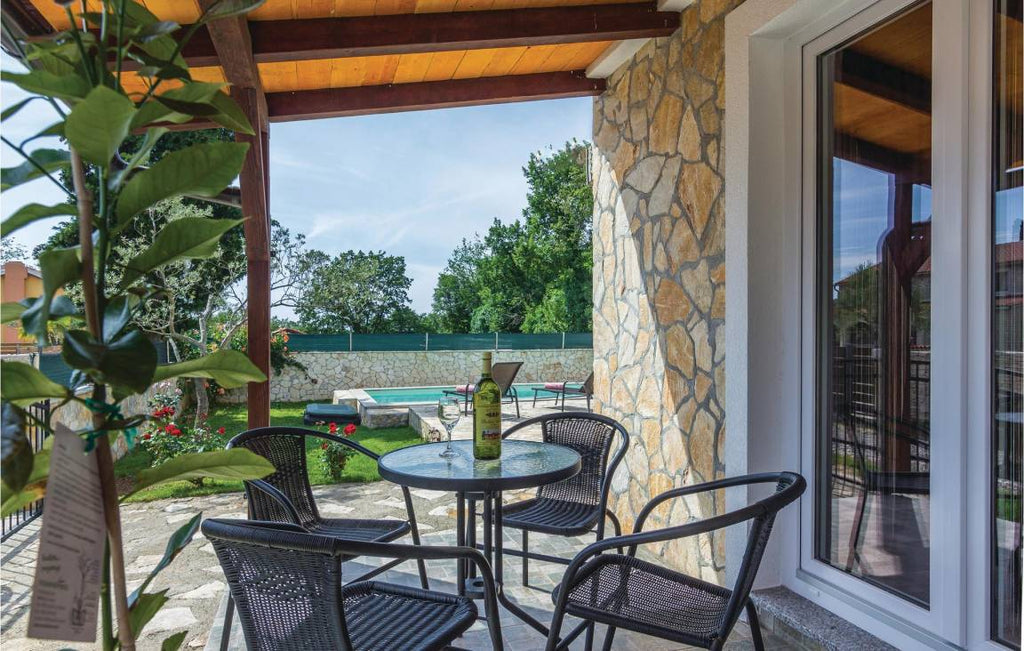 Wunderschönes Ferienhaus mit Terrasse, privatem Pool und Grill | Hunde erlaubt