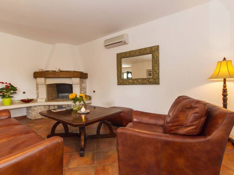 Ferienhaus Maggie mit Pool in Vlakovo 12 Personen 315€ Pro Nacht