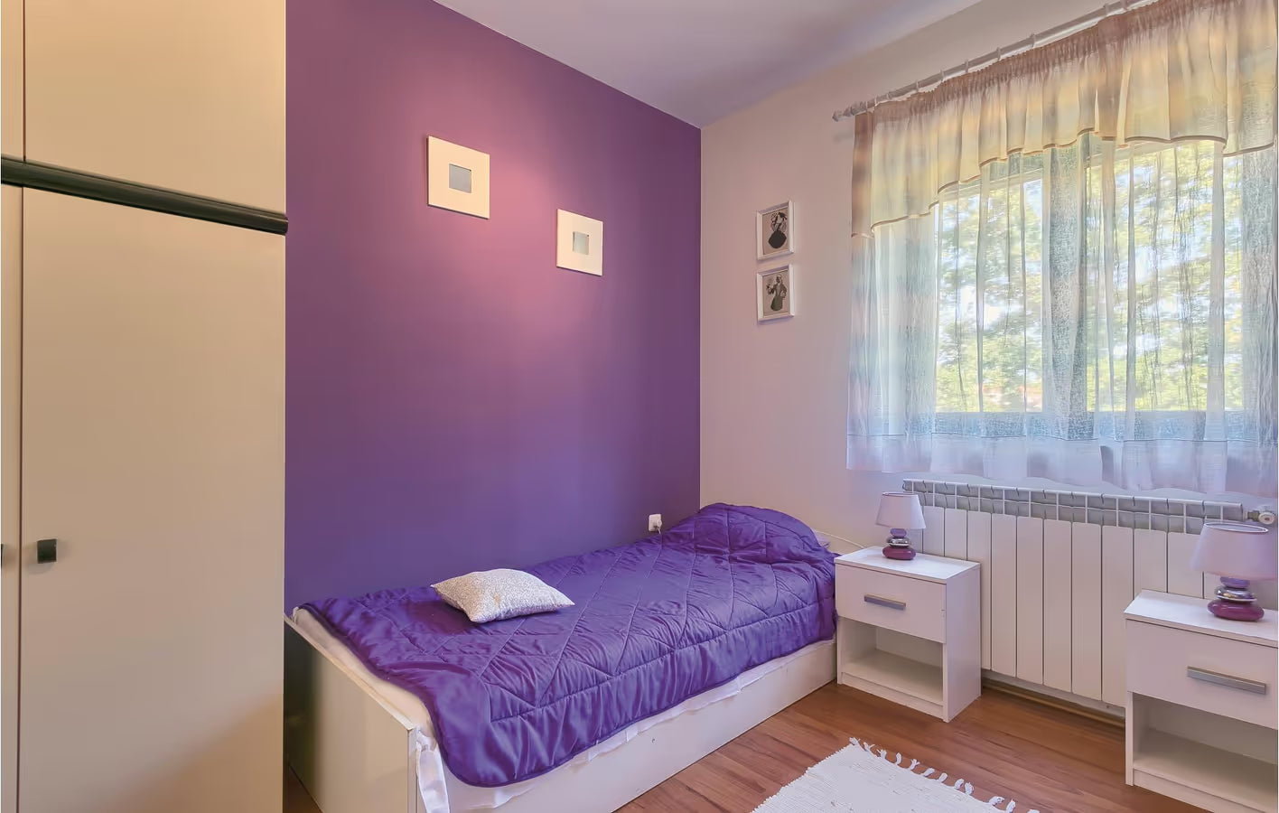 Geräumige 2-Zimmer-Wohnung mit Pool, WLAN und Garage – 1,1 km vom Strand entfernt
