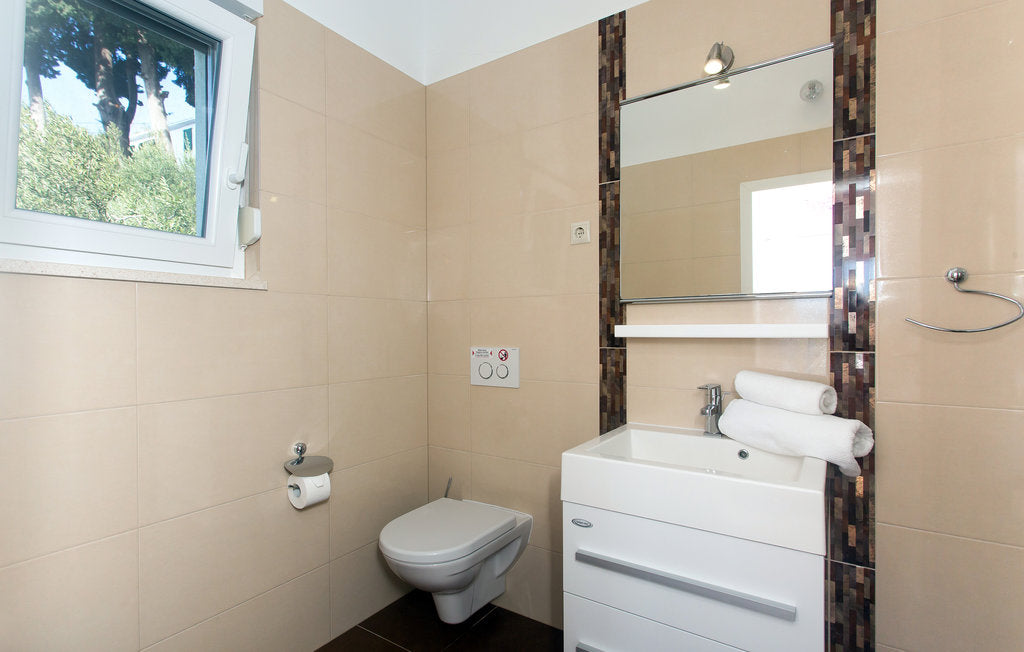 Villa am Meer Ferienhaus - Omis-Celina , Kroatien 7 Gäste Pro Nacht 295€