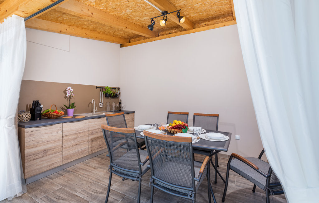 Apartment - Pula , Croatia 2 Gäste 114€
