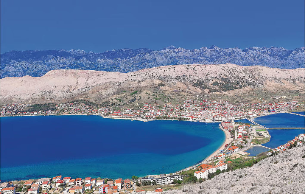 4 Personen Ferienwohnung mit Pool, 1000 m vom Strand