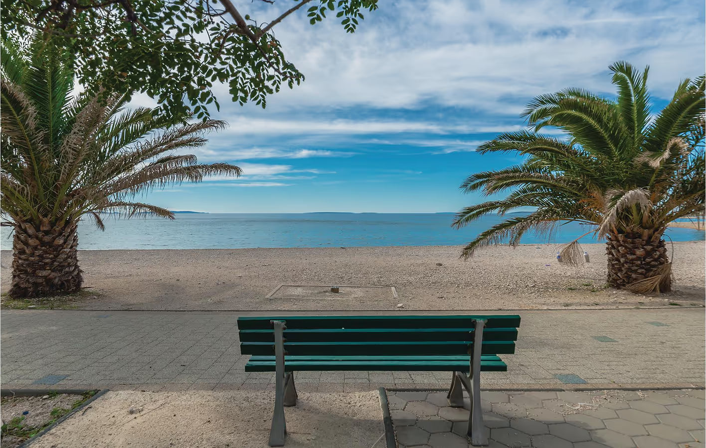 4 Personen Ferienwohnung mit Pool, 1000 m vom Strand