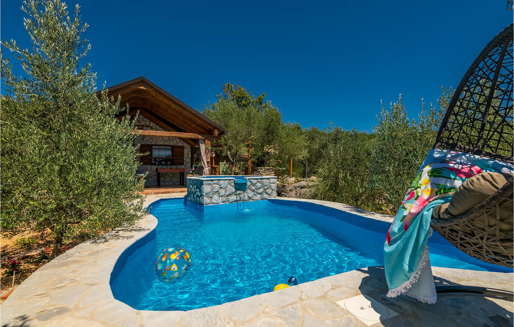 Apartment am Meer mit Pool, Terrasse und WLAN – 400 m vom Strand